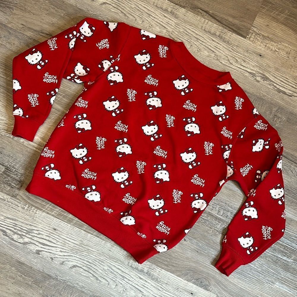 Sanrio•Hello Kitty•all over red•sweatshirt•small•crewneck | WA-1590